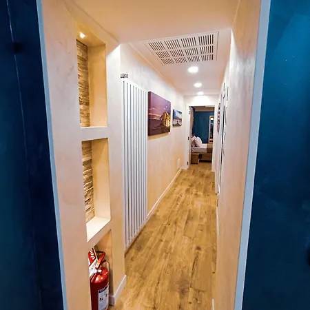 Chic House